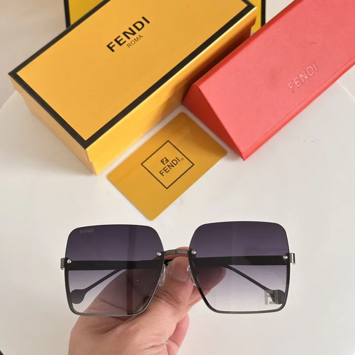 スーパーコピー ヴェルサーチ サングラス