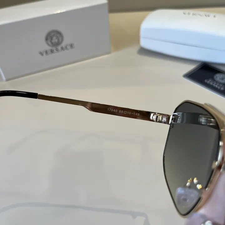 スーパーコピー ヴェルサーチ サングラス