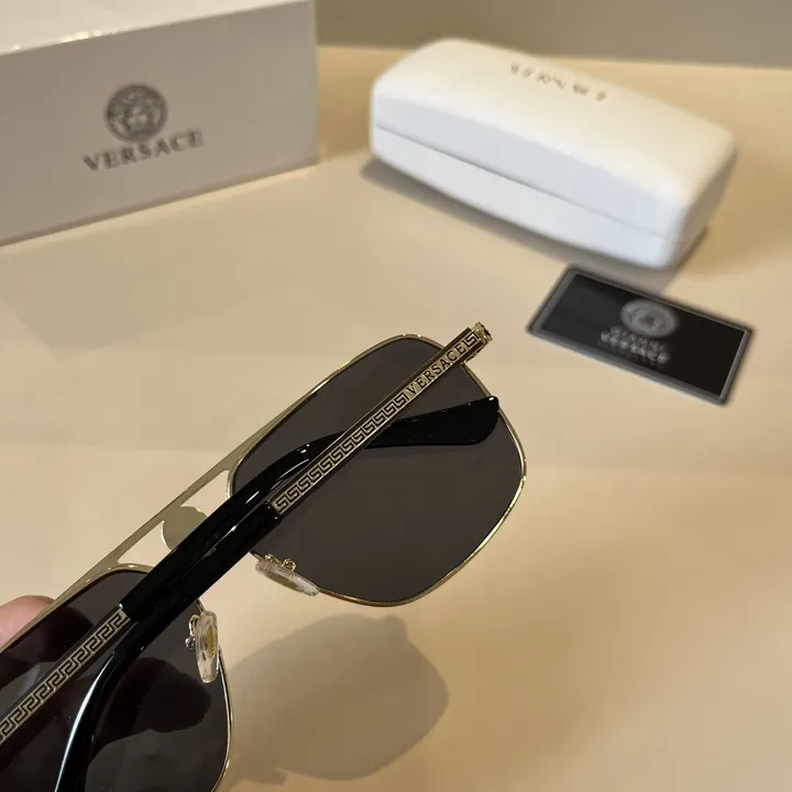 スーパーコピー ヴェルサーチ サングラス
