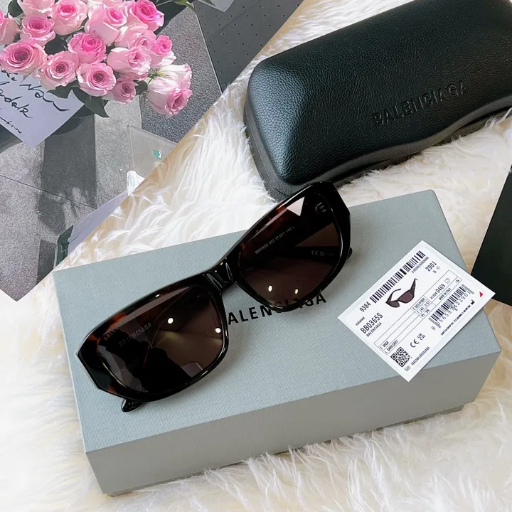 スーパーコピー バレンシアガ サングラス