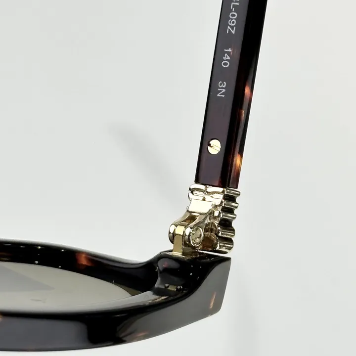 スーパーコピー ミュウミュウ サングラス