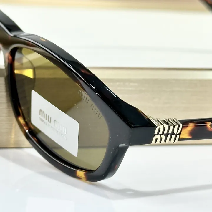スーパーコピー ミュウミュウ サングラス