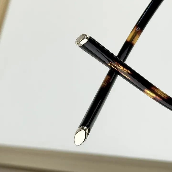 スーパーコピー ミュウミュウ サングラス