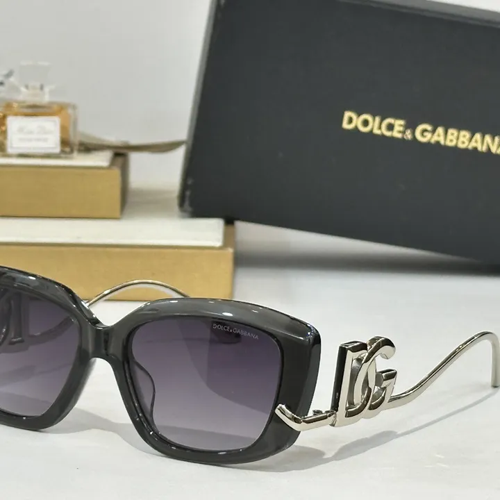 スーパーコピー ミュウミュウ サングラス