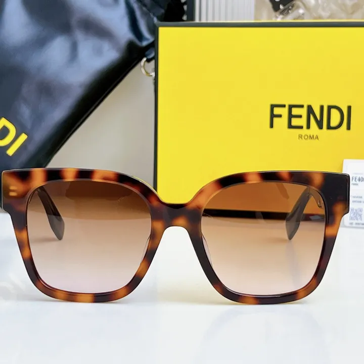 スーパーコピー ヴェルサーチ サングラス