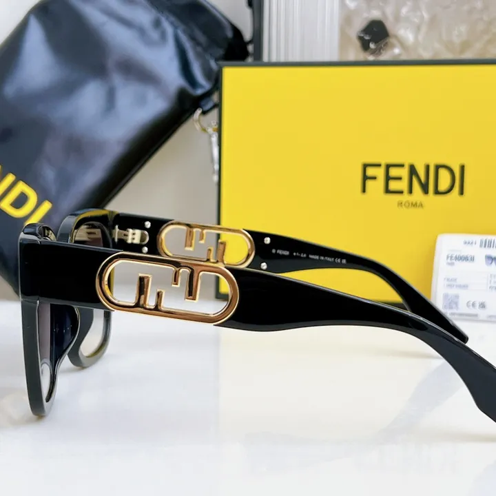 スーパーコピー ヴェルサーチ サングラス