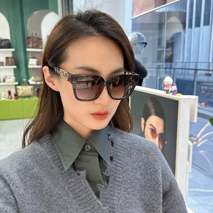 スーパーコピー ヴェルサーチ サングラス