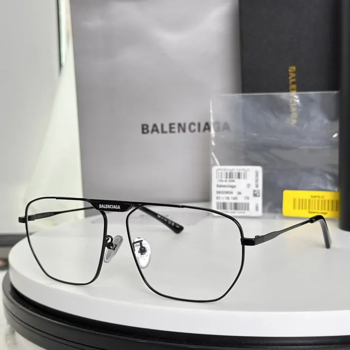 スーパーコピー バレンシアガ サングラス