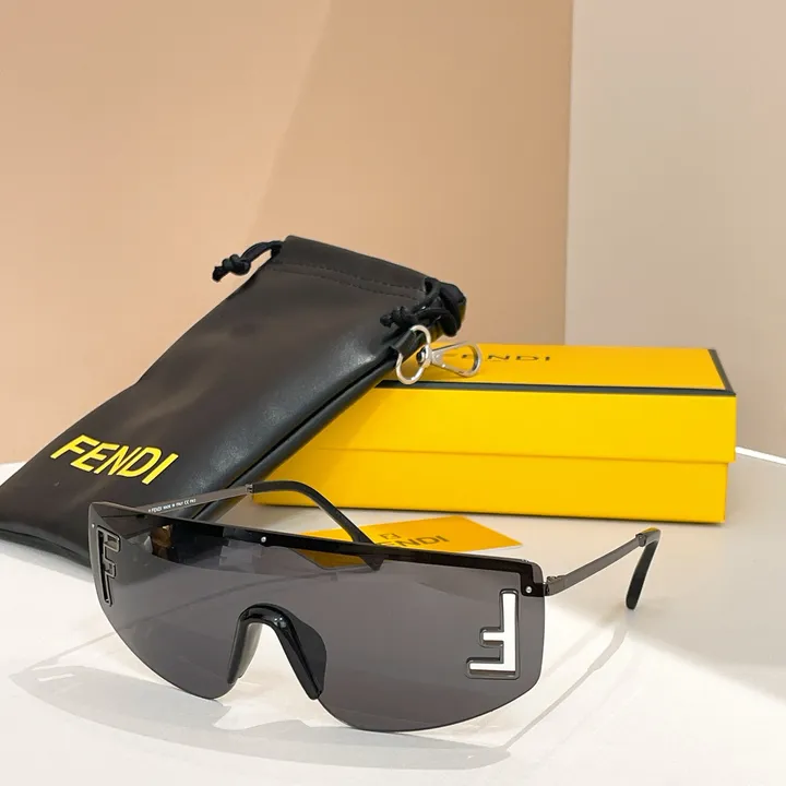 スーパーコピー フェンディ サングラス
