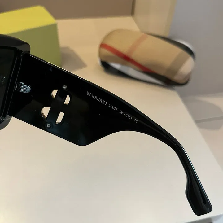 スーパーコピー バーバリー ス サングラス