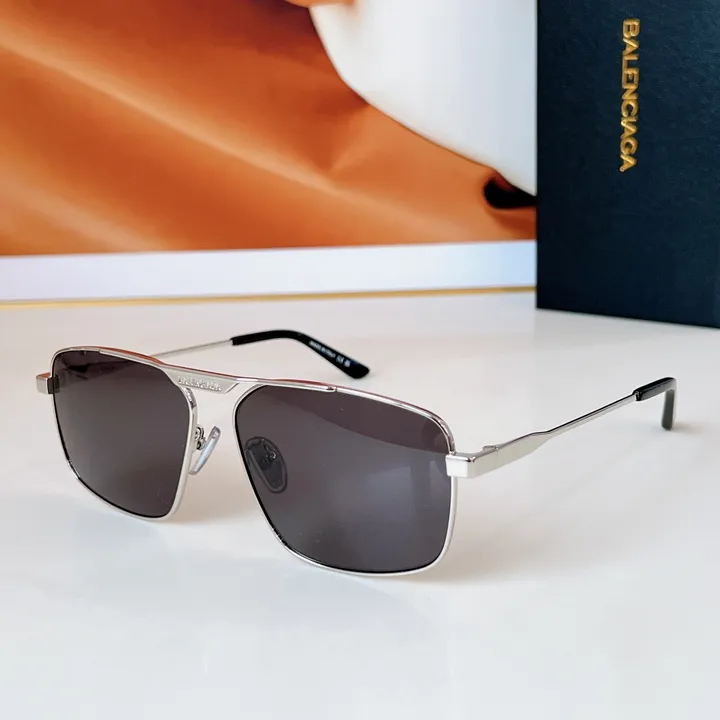 スーパーコピー バレンシアガ サングラス