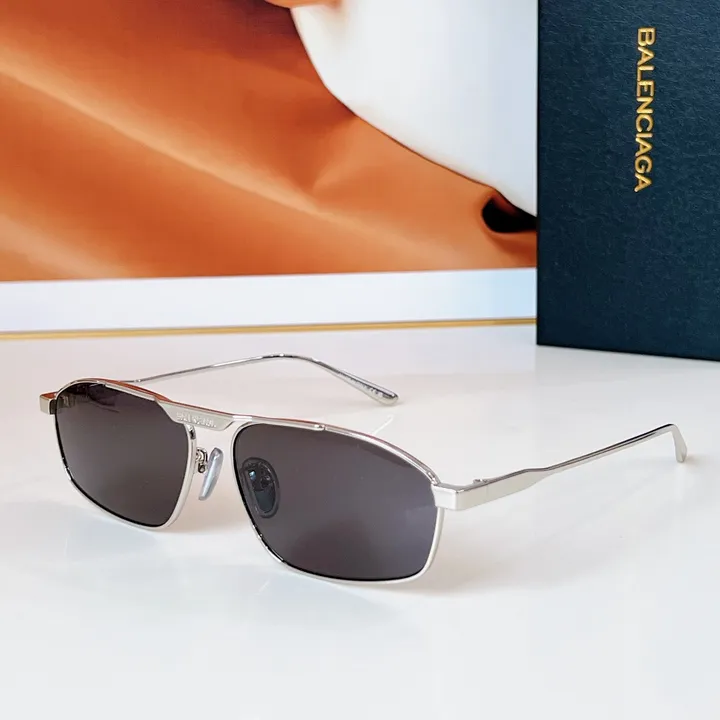 スーパーコピー バレンシアガ サングラス