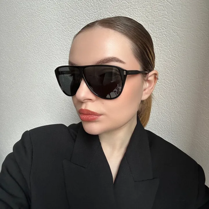 スーパーコピー ジバンシィ サングラス