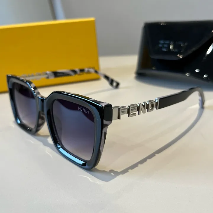 スーパーコピー ヴェルサーチ サングラス