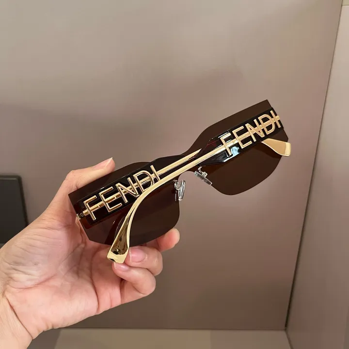 スーパーコピー ヴェルサーチ サングラス