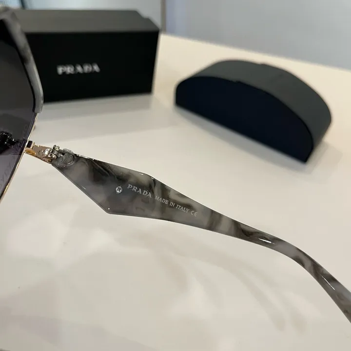 スーパーコピー プラダ サングラス
