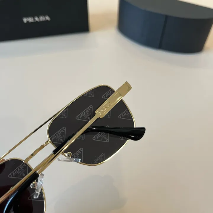スーパーコピー プラダ サングラス