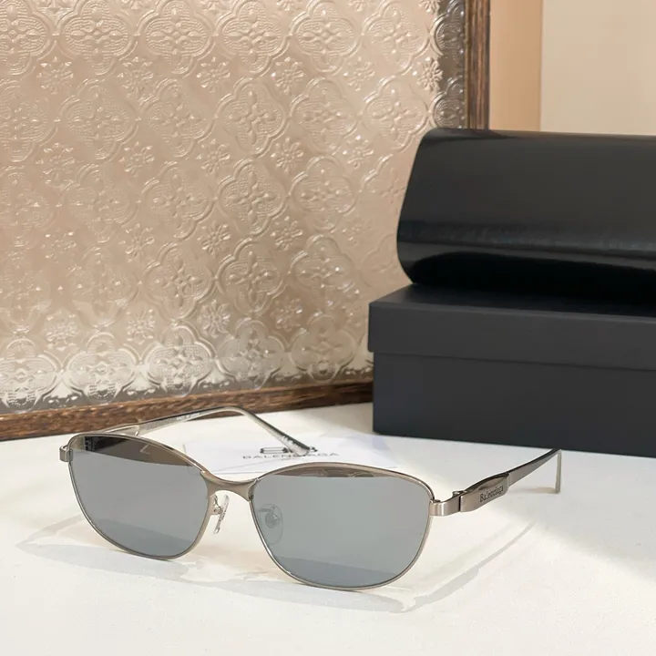 スーパーコピー バレンシアガ サングラス