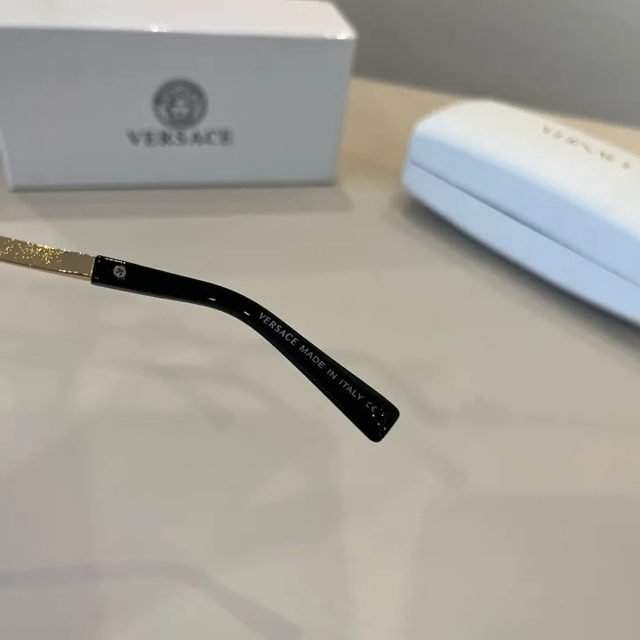 スーパーコピー ヴェルサーチ サングラス