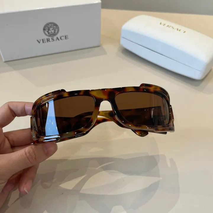 スーパーコピー ヴェルサーチ サングラス