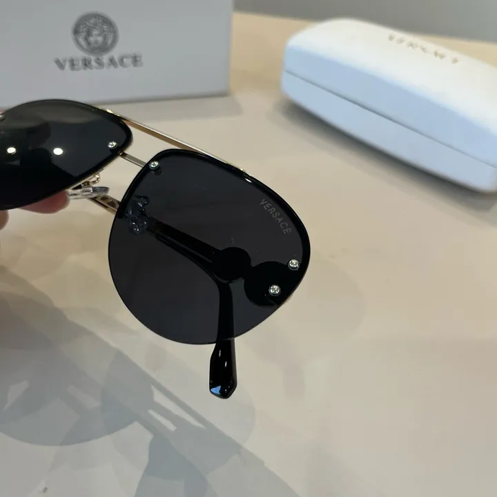 スーパーコピー ヴェルサーチ サングラス