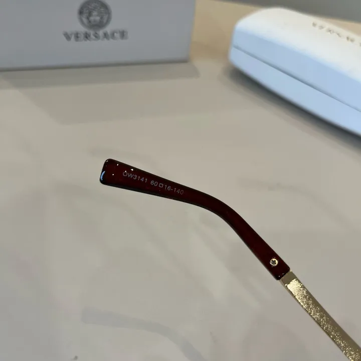 スーパーコピー ヴェルサーチ サングラス
