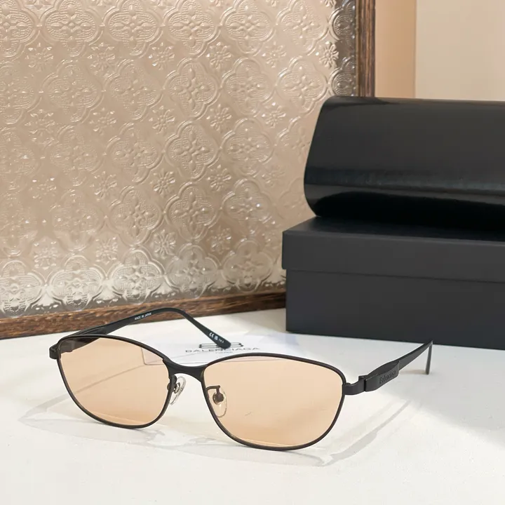 スーパーコピー バレンシアガ サングラス