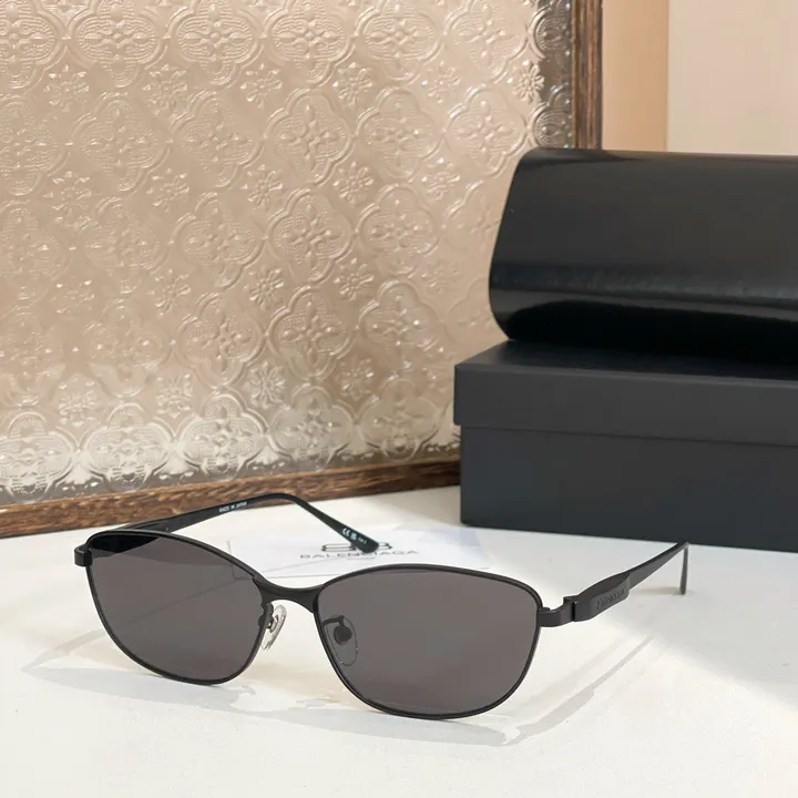 スーパーコピー バレンシアガ サングラス