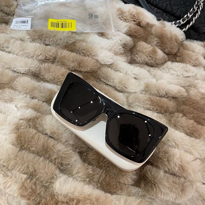 スーパーコピー イブサンローラン サングラス