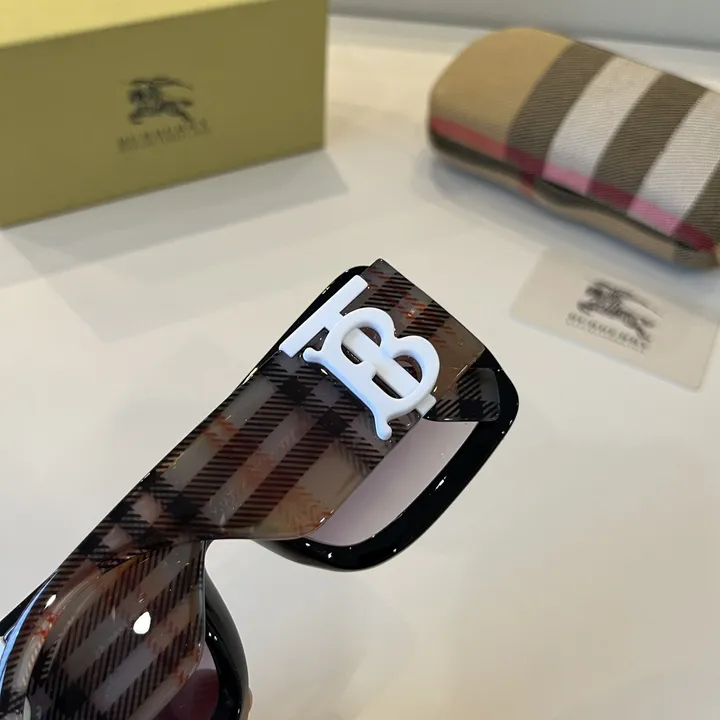 スーパーコピー バーバリー ス サングラス