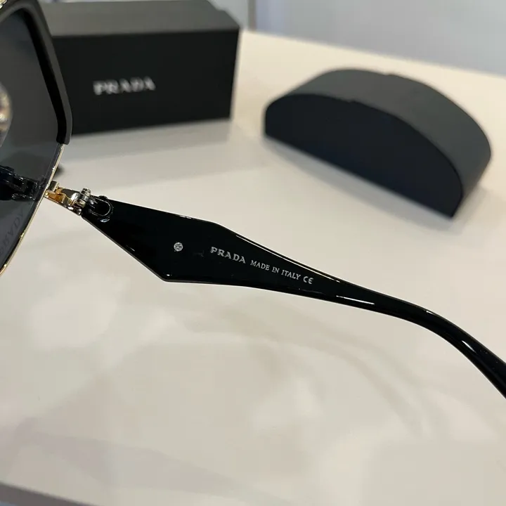 スーパーコピー プラダ サングラス