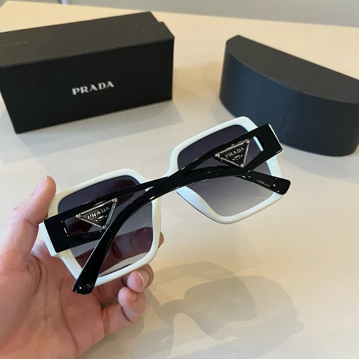 スーパーコピー プラダ サングラス