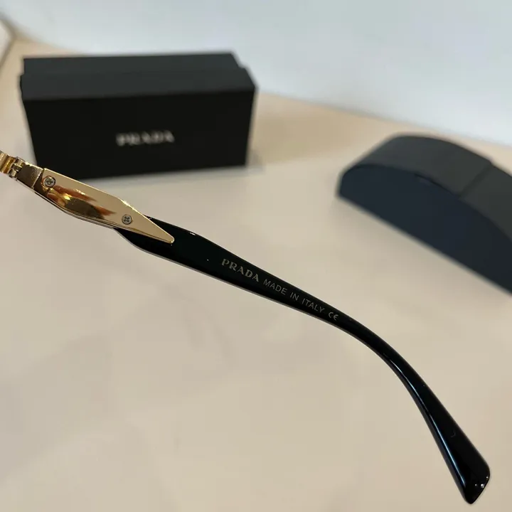スーパーコピー プラダ サングラス