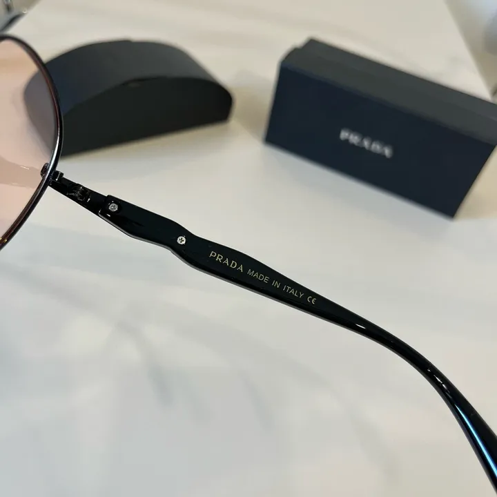 スーパーコピー プラダ サングラス