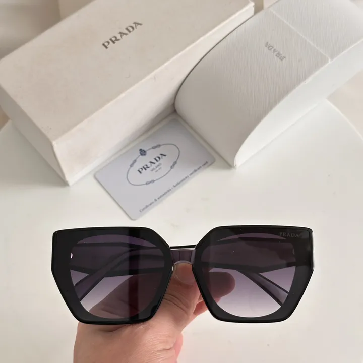 スーパーコピー プラダ サングラス