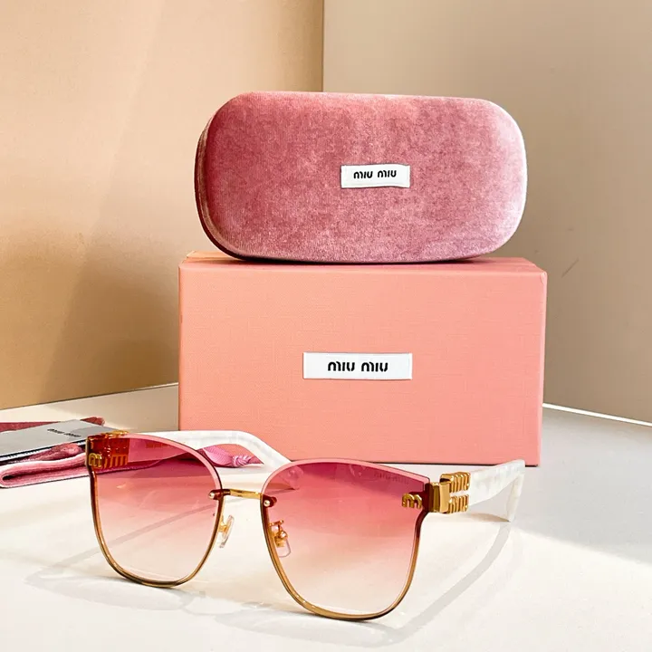 スーパーコピー ミュウミュウ サングラス