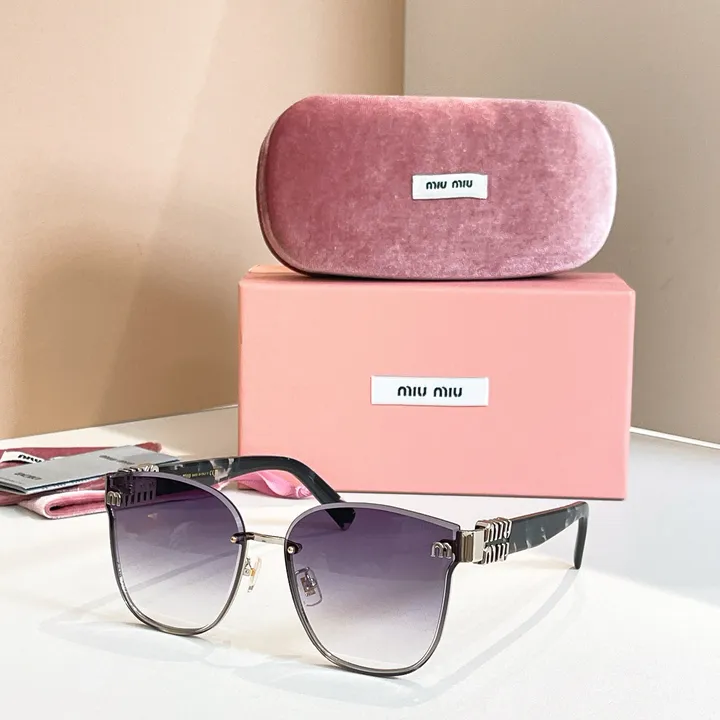 スーパーコピー ミュウミュウ サングラス