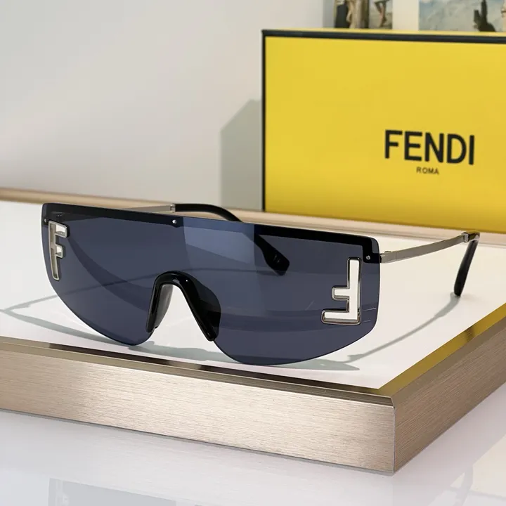 スーパーコピー フェンディ サングラス
