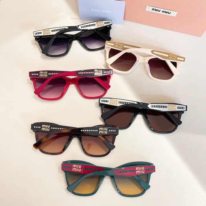 スーパーコピー ミュウミュウ サングラス