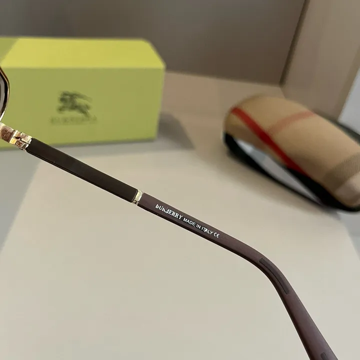 スーパーコピー バーバリー ス サングラス