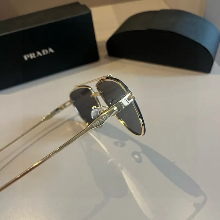 スーパーコピー プラダ サングラス