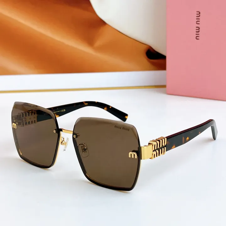 スーパーコピー ミュウミュウ サングラス