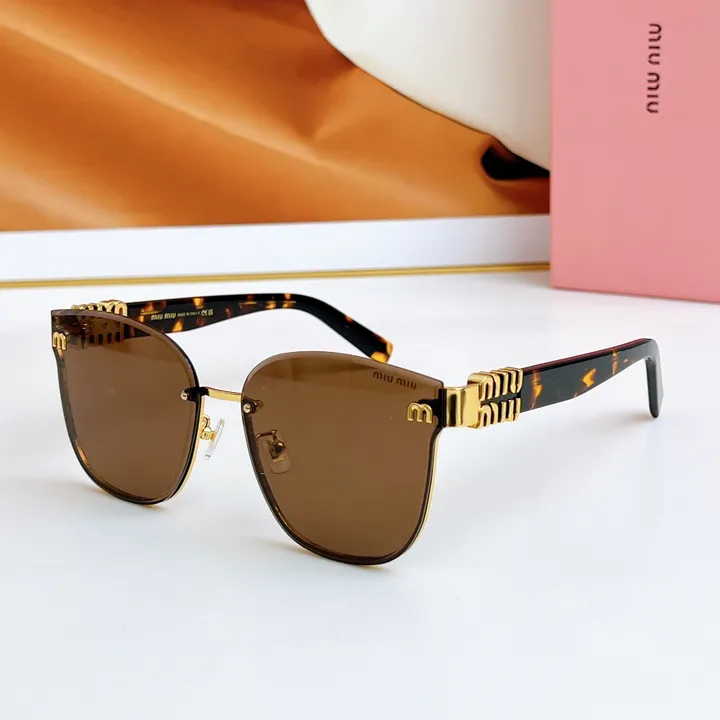 スーパーコピー ミュウミュウ サングラス