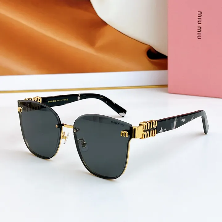 スーパーコピー ミュウミュウ サングラス