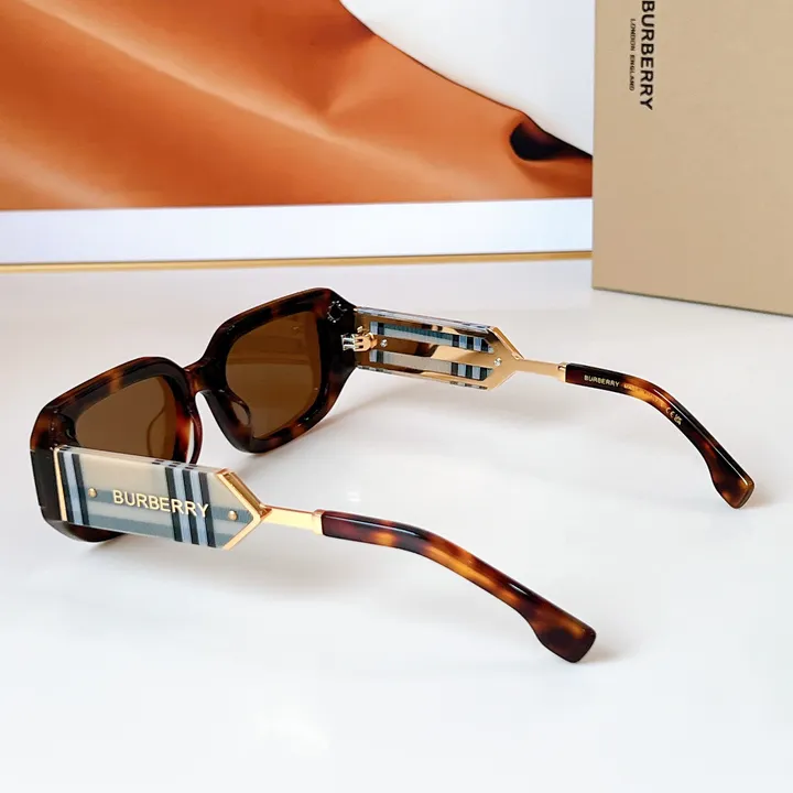 スーパーコピー プラダ サングラス