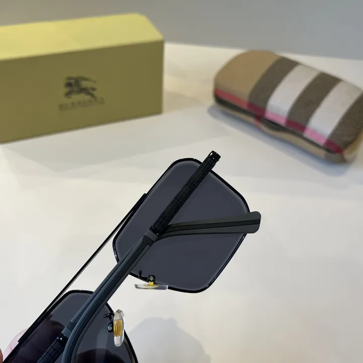 スーパーコピー バーバリー ス サングラス