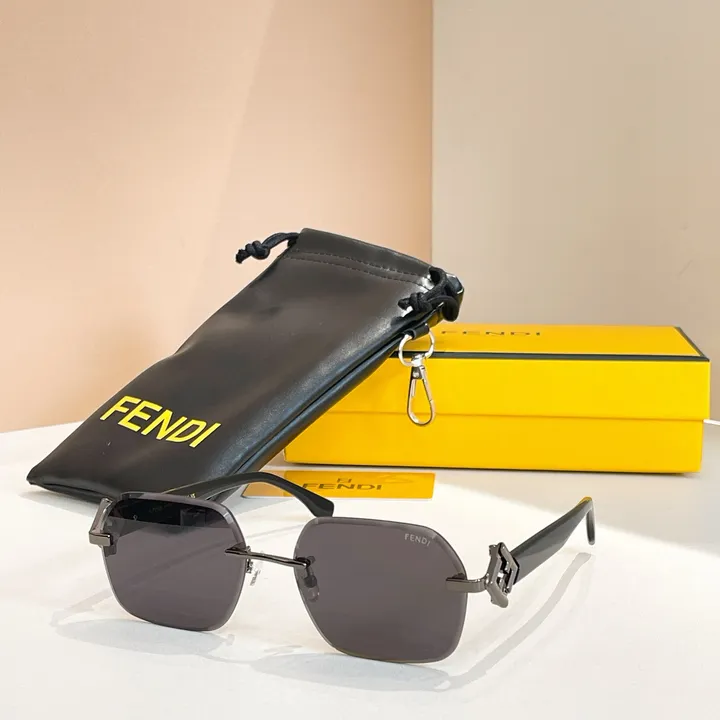 スーパーコピー フェンディ サングラス