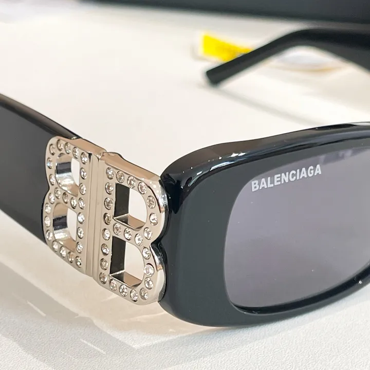 スーパーコピー バレンシアガ サングラス