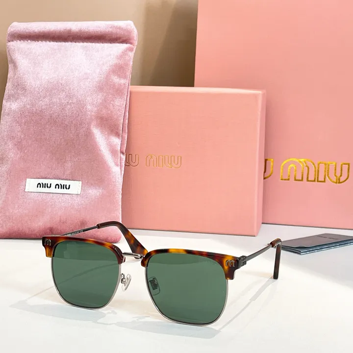 スーパーコピー ミュウミュウ サングラス