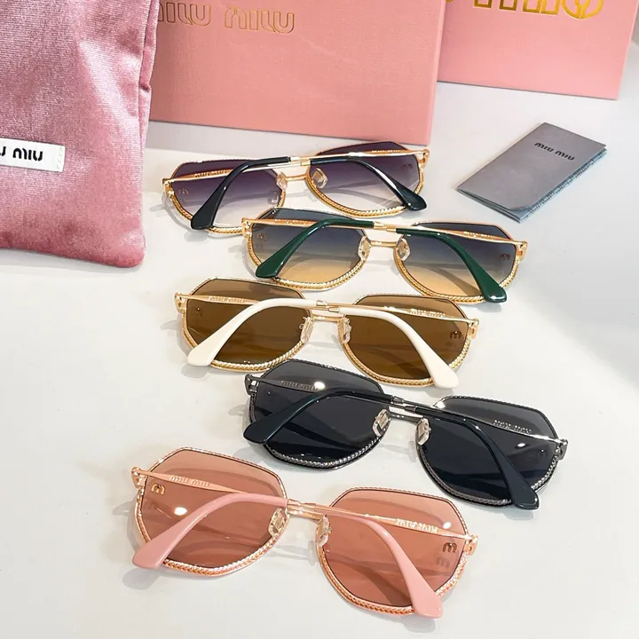 スーパーコピー ミュウミュウ サングラス